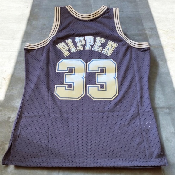 🆕 Mitchell & Ness NWT Chicago Bulls Scottie Pippen NBA Collectible Jersey - Picture 2 of 12